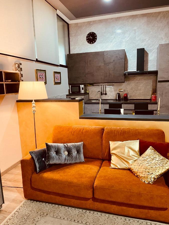 Golden House Apartment คาสเตล มักจิโอเร ภายนอก รูปภาพ