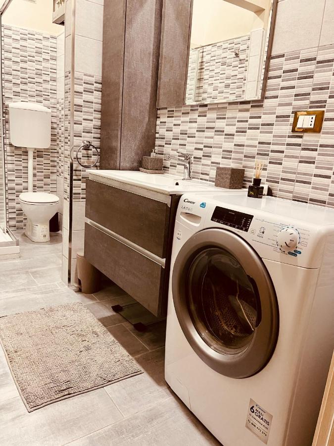 Golden House Apartment คาสเตล มักจิโอเร ภายนอก รูปภาพ