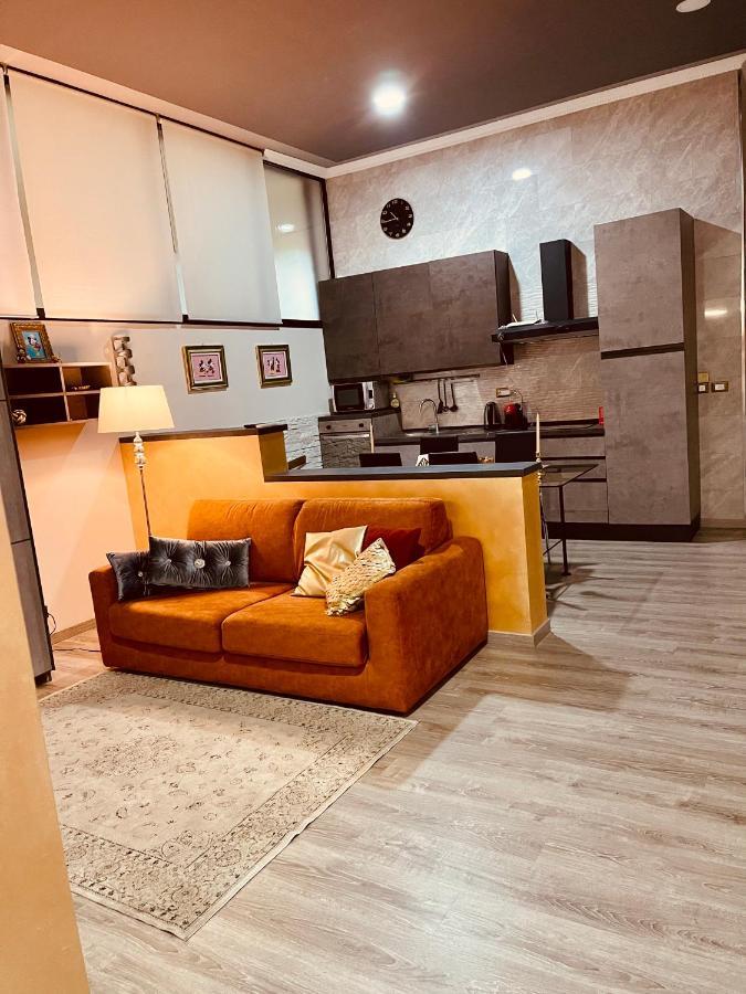 Golden House Apartment คาสเตล มักจิโอเร ภายนอก รูปภาพ